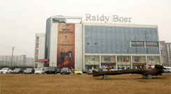 Raidy Boer Autumn & Winter Garment Fair (2013)— a fantastic show of modern fashion
