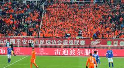 2015赛季中超联赛落幕 雷迪波尔见证山东鲁能泰山夺季军进亚冠